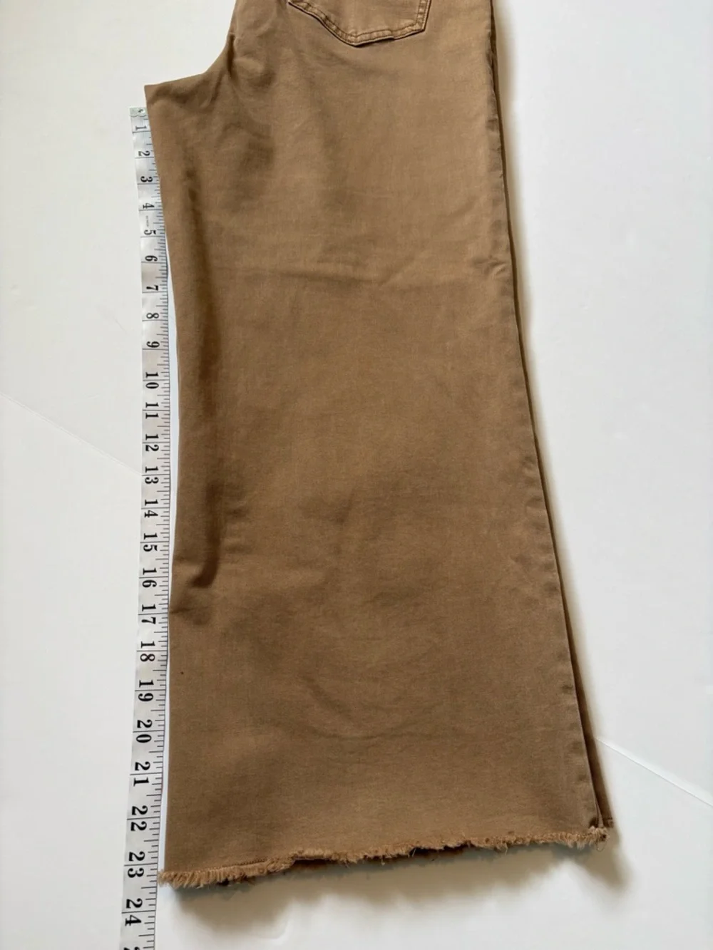 Melanie Lyne Wide Leg, Cropped Jeans, Tan/Mocha with Raw Hem, Sz. 10. Like new! - Picture 7 of 10